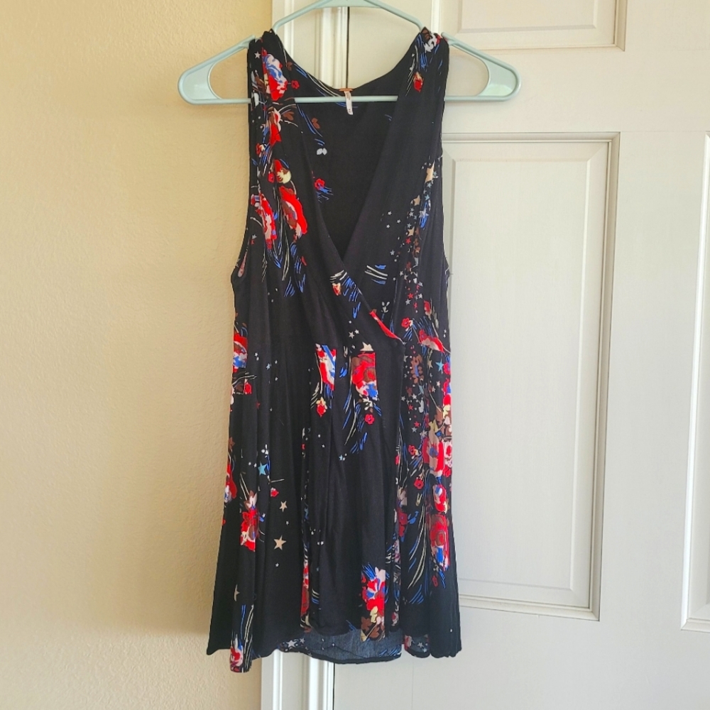 Free People Back to Basics Faux Wrap Top Sz M